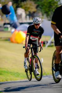 BIB: 
                            <button type="button" onclick="openModal(26181864)" class="btn btn-primary btn-sm float-right btn-popup" data-toggle="modal" data-target=".modal-high-quality">
                        <i class="fas fa-shopping-cart"></i> 添加到购物车
                    </button>
                                            <button type="button" onclick="isThisMe(26181864, true)" class="btn btn-success btn-sm float-right btn-popup btn-isme hidden" data-toggle="tooltip" data-placement="bottom" title="นี่คือรูปของคุณใช่ไหม คลิกที่นี่เพื่อเอาเข้าอัลบั้ม">
                        <i class="fas fa-plus"></i> 添加到相册
                    </button>
                    <button type="button" onclick="isThisMe(26181864, false)" class="btn btn-warning btn-sm float-right btn-popup btn-isnotme hidden">
                        <i class="fas fa-ban"></i> 从相册移除
                    </button>